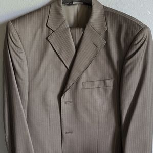 Beautiful Pronto Uomo Couture suit- never worn